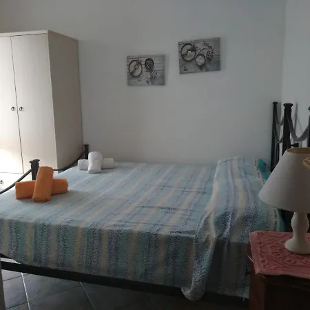 Semesterbostad Sa Pira Budoni